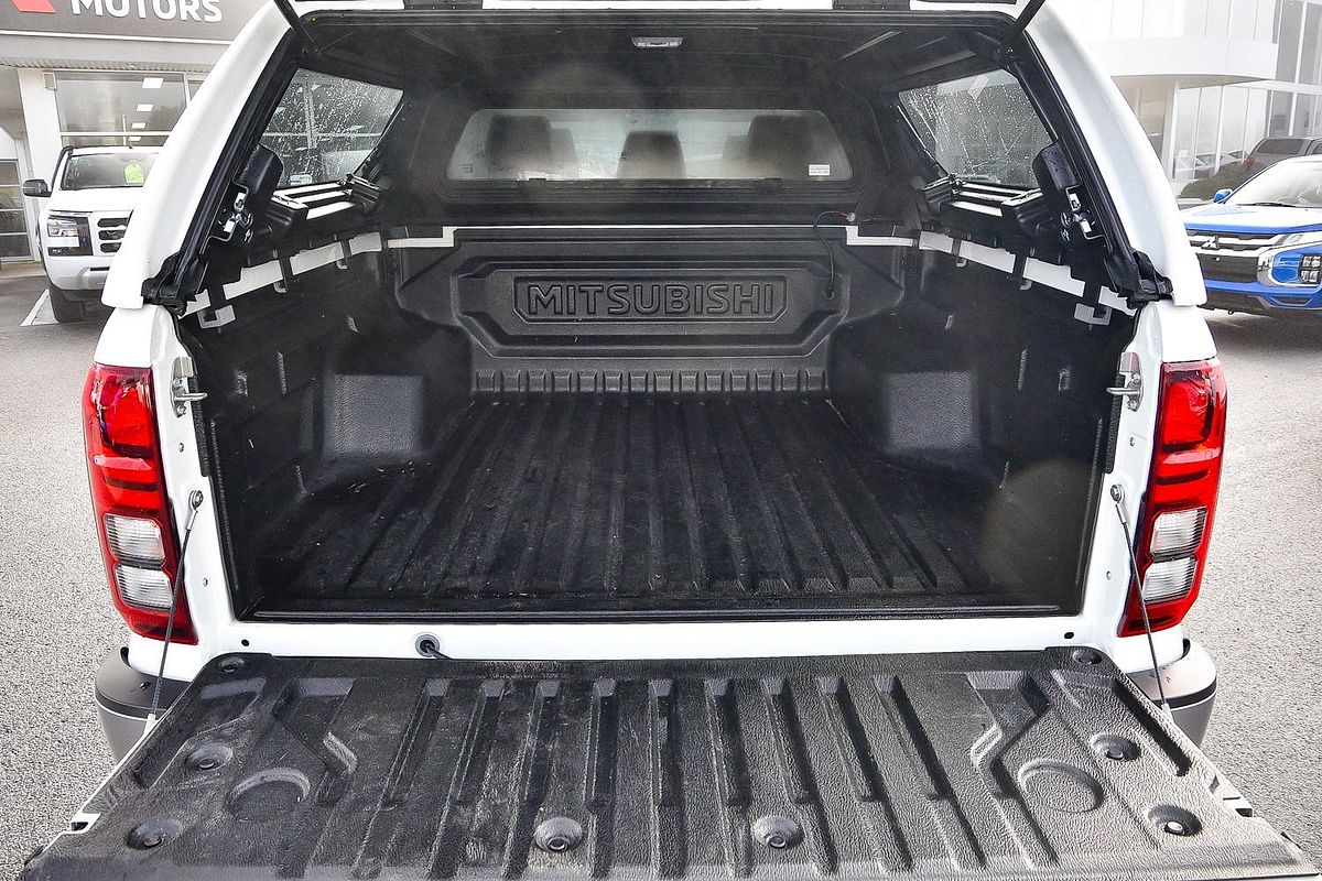2025 Mitsubishi Triton GLS MV 4X4