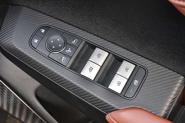 2025 Mitsubishi Outlander Exceed Tourer ZM
