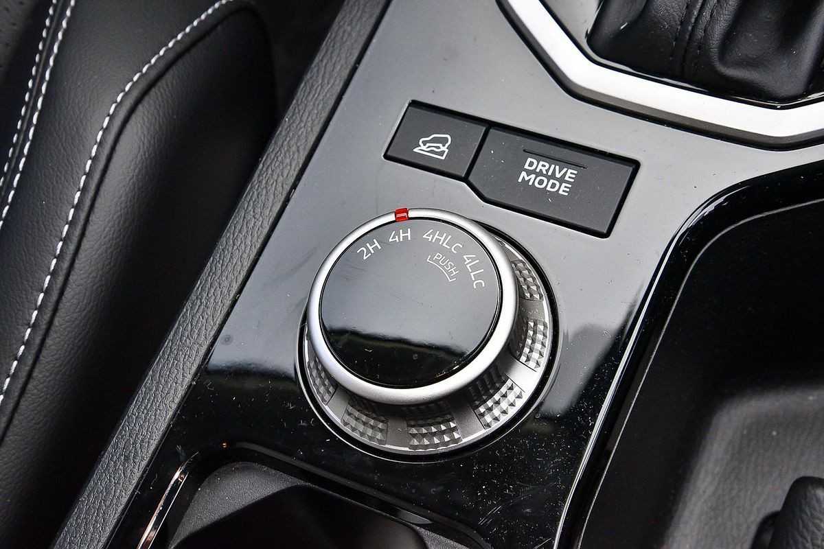 2025 Mitsubishi Triton GLS MV 4X4