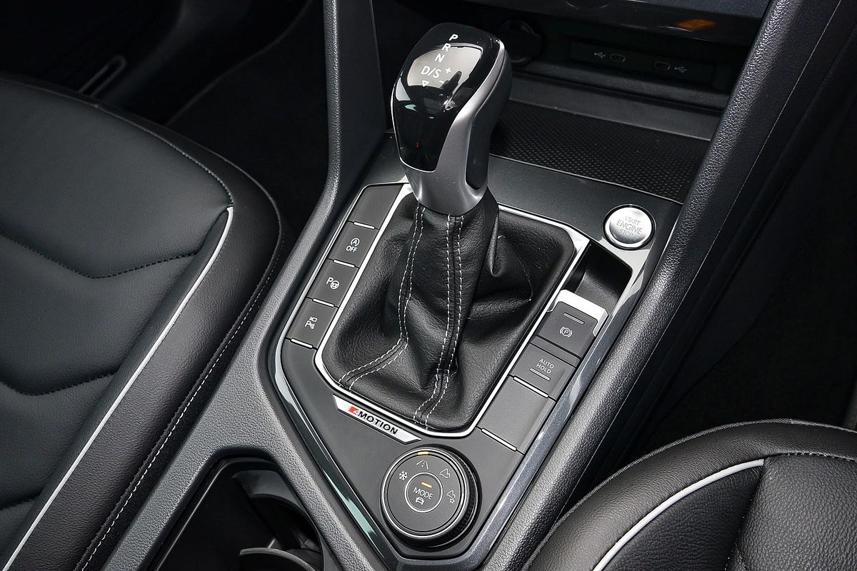 2024 Volkswagen Tiguan 162TSI R-Line 5N