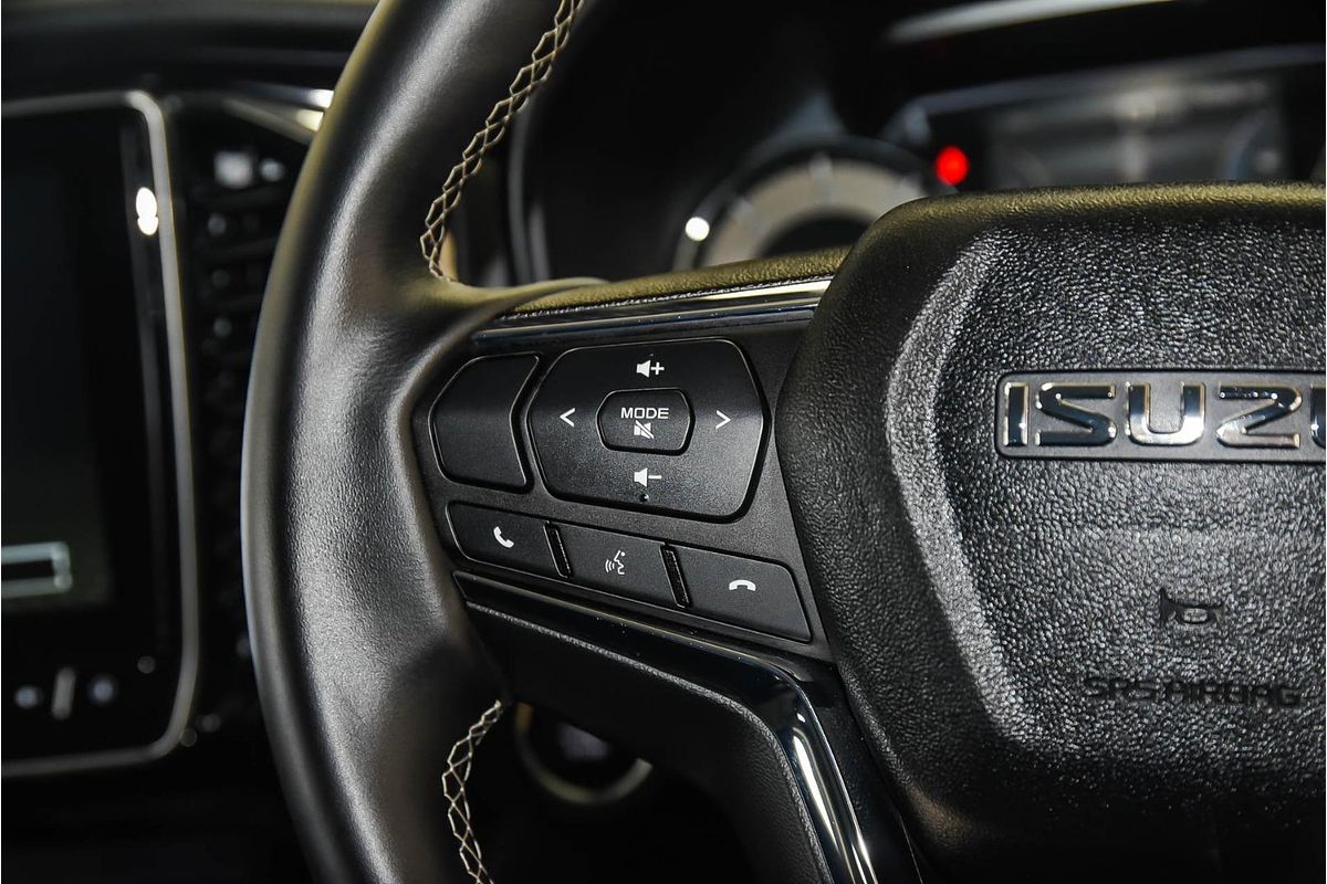 2024 Isuzu MU-X LS-T