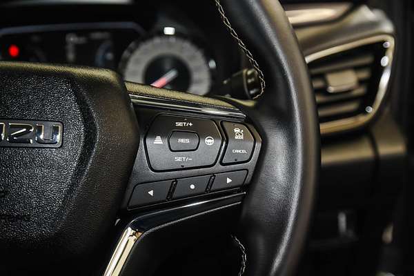 2024 Isuzu MU-X LS-T