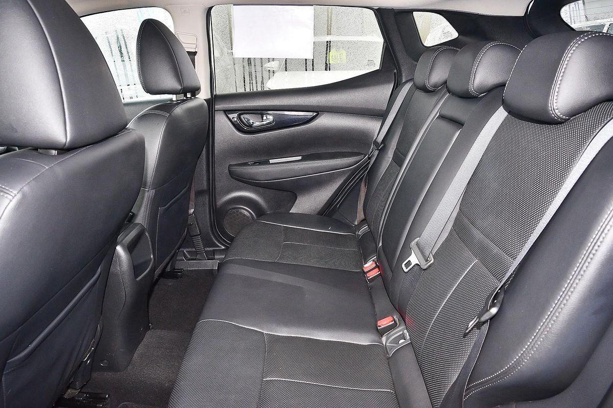 2017 Nissan QASHQAI Ti J11