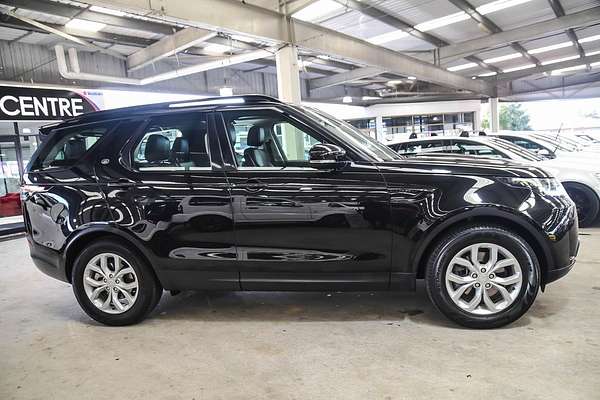 2018 Land Rover Discovery SD4 SE Series 5