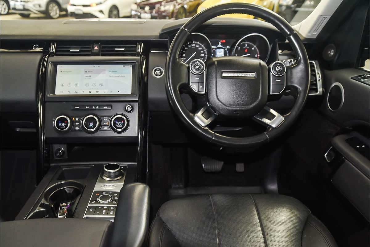 2018 Land Rover Discovery SD4 SE Series 5