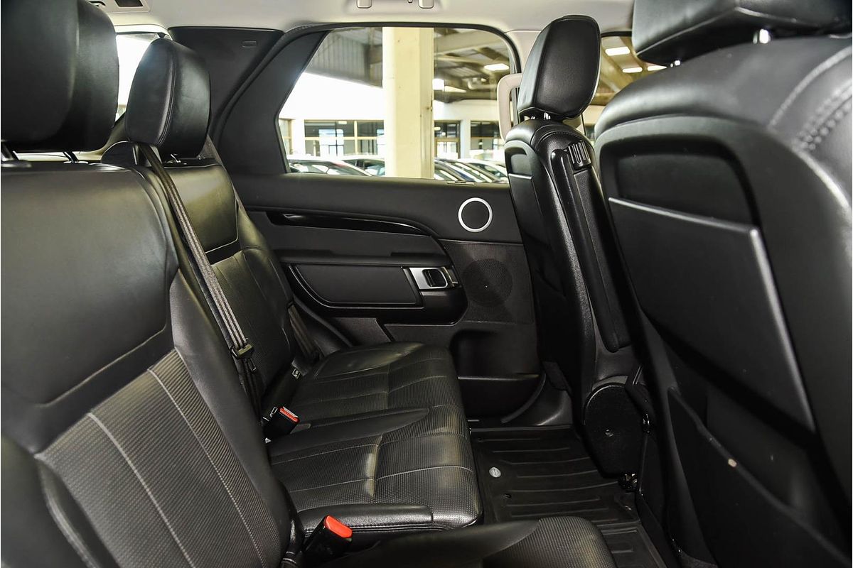2018 Land Rover Discovery SD4 SE Series 5