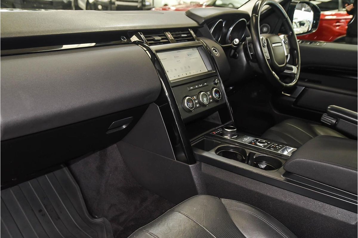 2018 Land Rover Discovery SD4 SE Series 5