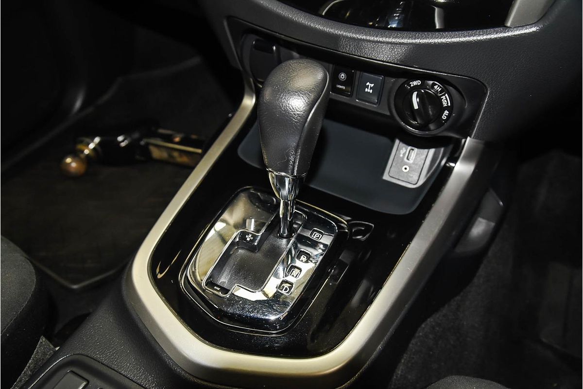 2020 Nissan Navara ST D23 4X4