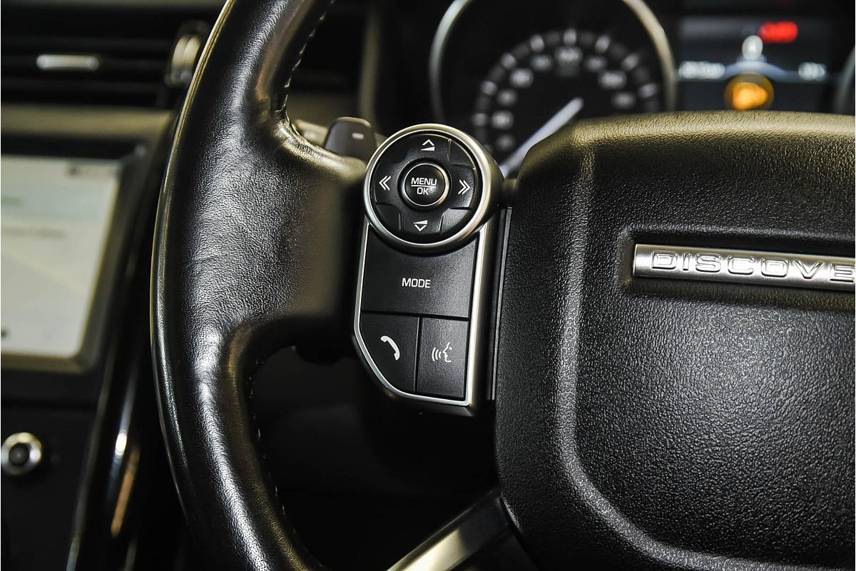 2018 Land Rover Discovery SD4 SE Series 5