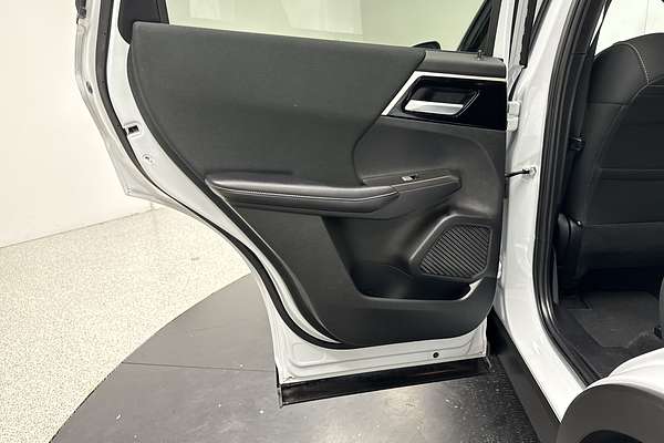 2023 Mitsubishi Outlander LS ZM