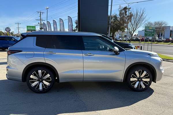 2025 Mitsubishi Outlander Aspire ZM