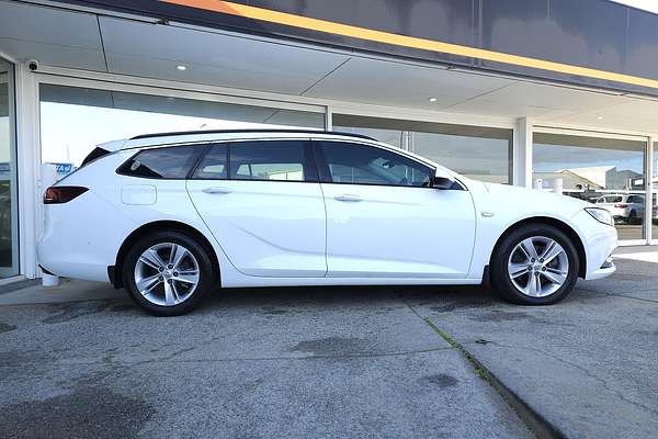2019 Holden Commodore LT ZB