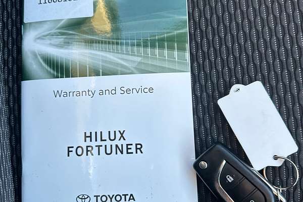2024 Toyota Hilux Workmate TGN121R