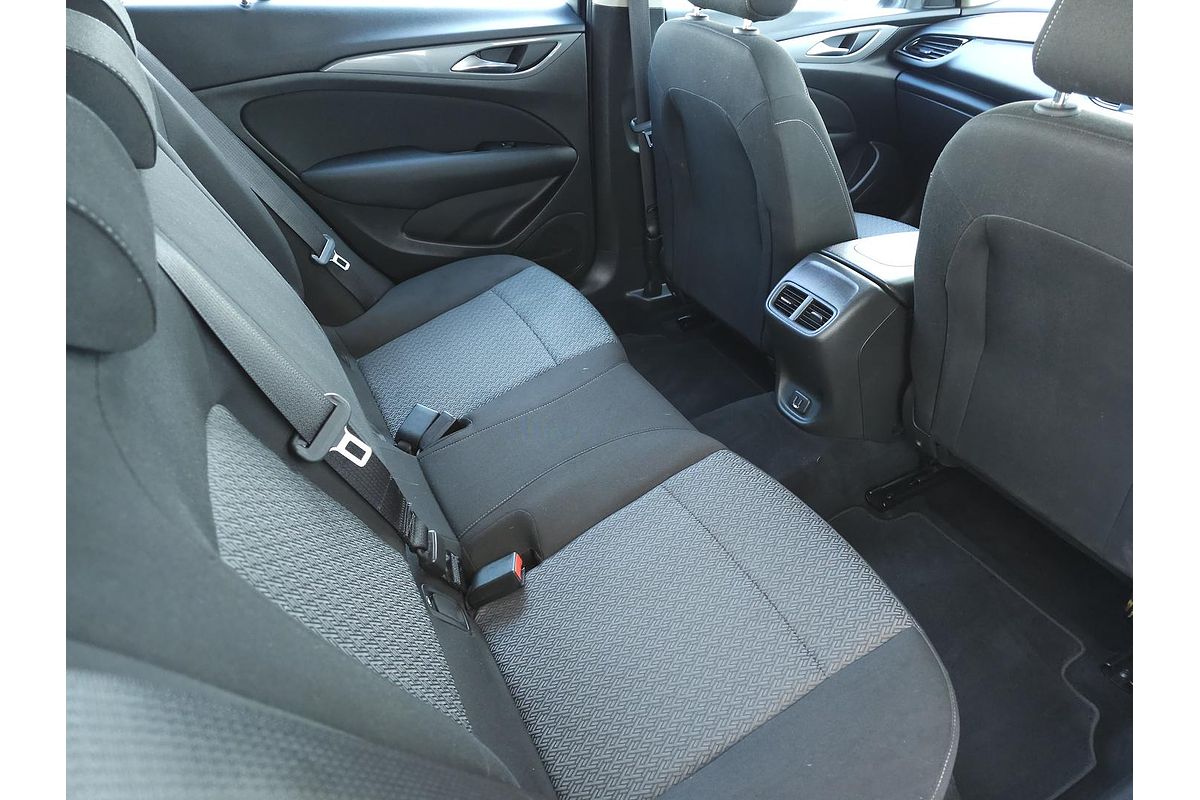 2019 Holden Commodore LT ZB