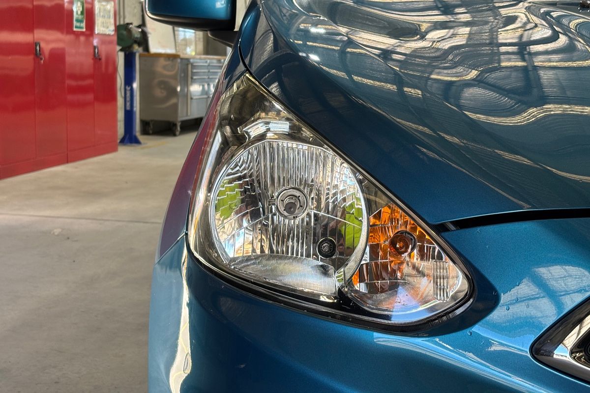 2018 Mitsubishi Mirage ES LA