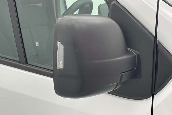 2024 Renault Trafic Pro X82 SWB