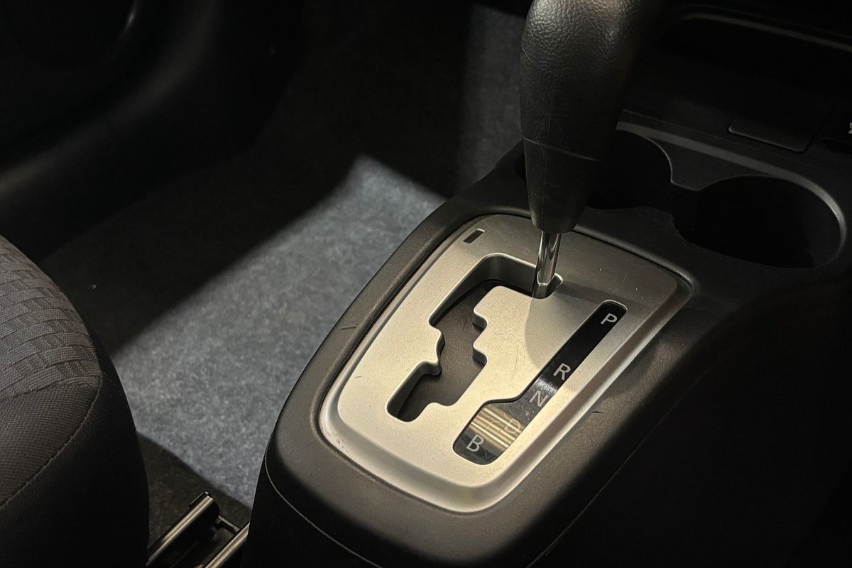 2018 Mitsubishi Mirage ES LA