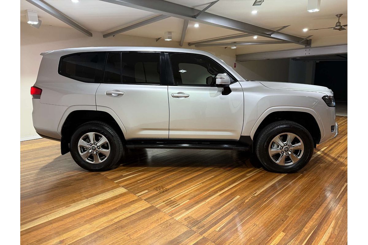 2022 Toyota Landcruiser GX FJA300R