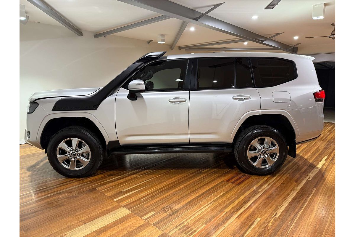2022 Toyota Landcruiser GX FJA300R