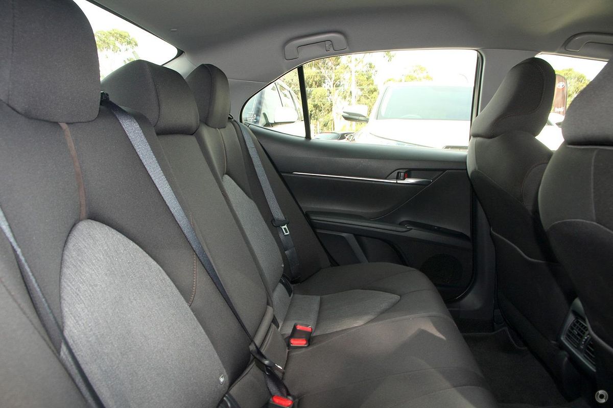 2018 Toyota Camry Ascent Sport AXVH71R