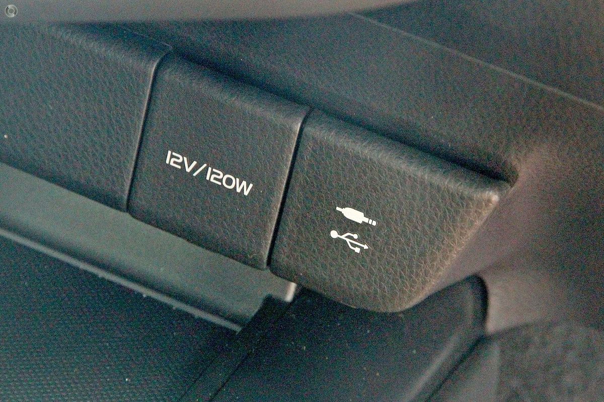 2018 Toyota Camry Ascent Sport AXVH71R