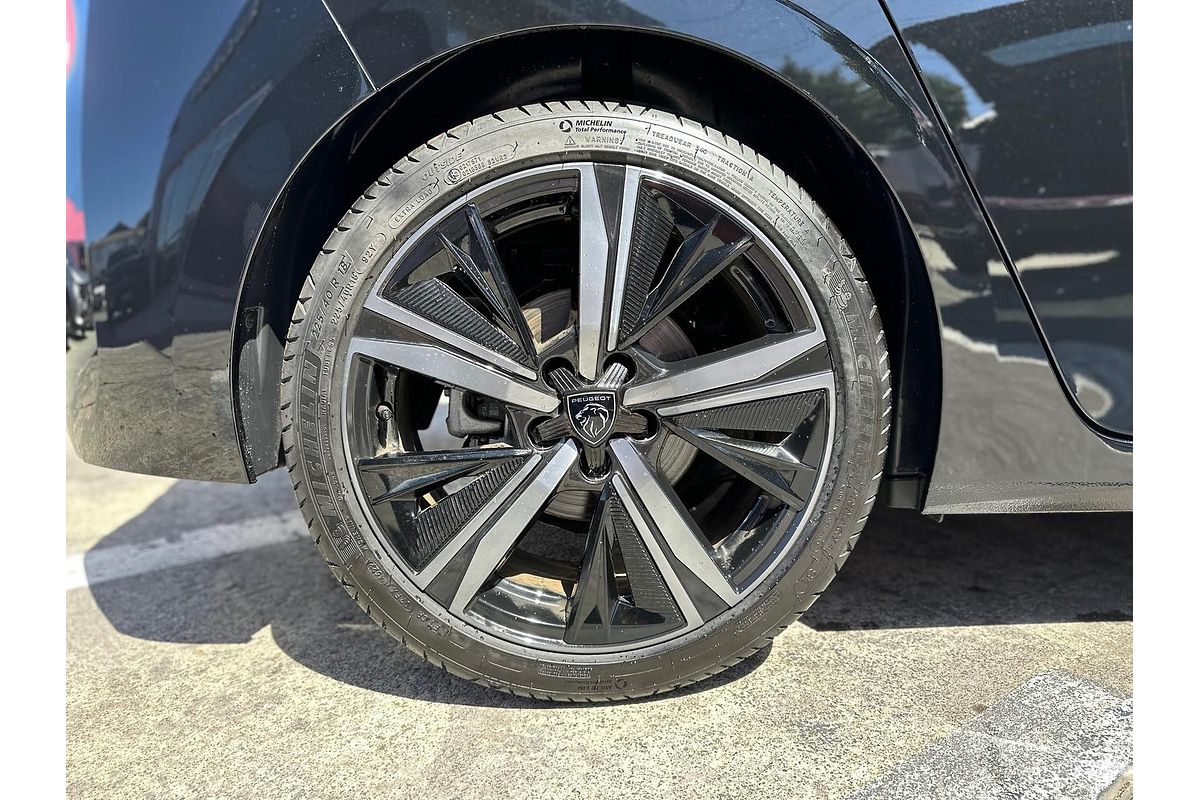 2025 Peugeot 308 GT Hybrid P51