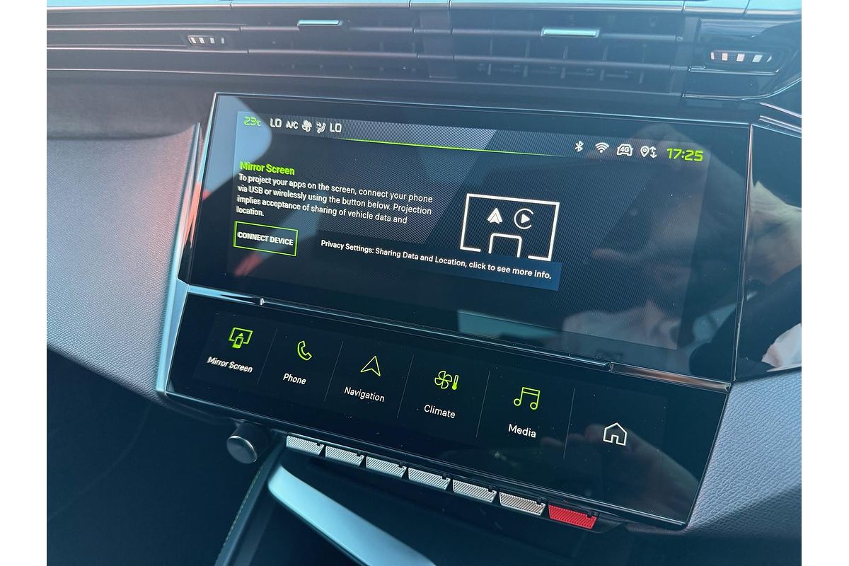 2025 Peugeot 308 GT Hybrid P51