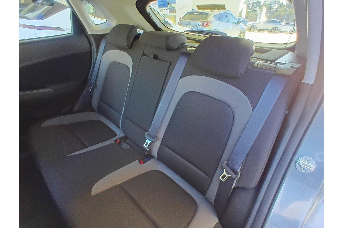 2017 Hyundai Kona Active OS