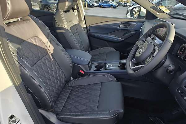 2023 Nissan QASHQAI Ti J12