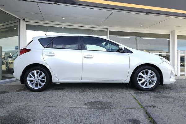 2013 Toyota Corolla Ascent Sport ZRE182R