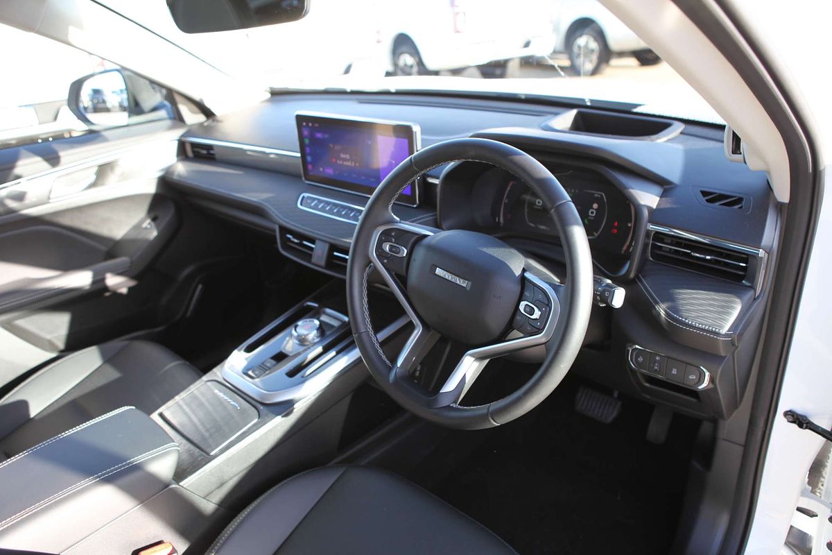 2024 GWM Haval Jolion Ultra Hybrid A02