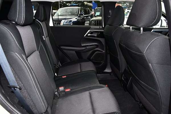 2022 Mitsubishi Outlander LS ZM