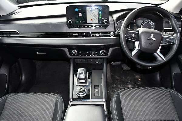 2022 Mitsubishi Outlander LS ZM