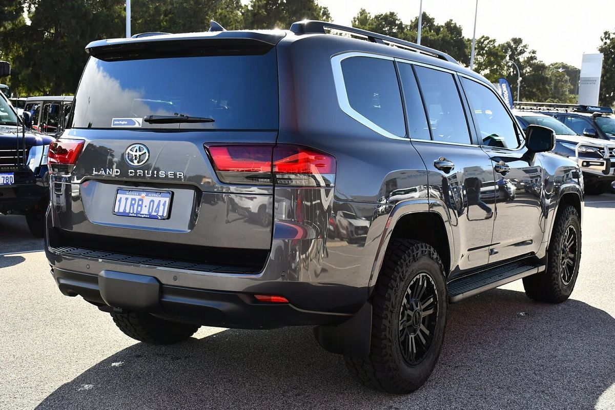 2022 Toyota Landcruiser VX FJA300R