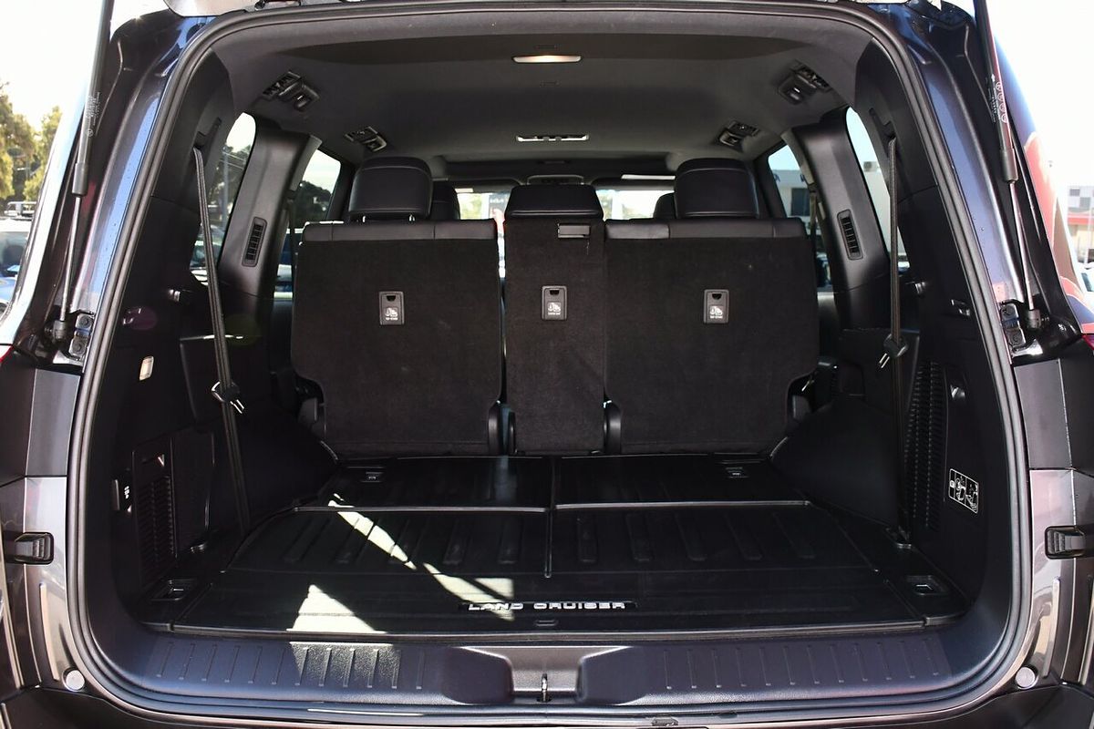 2022 Toyota Landcruiser VX FJA300R