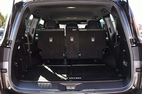 2022 Toyota Landcruiser VX FJA300R