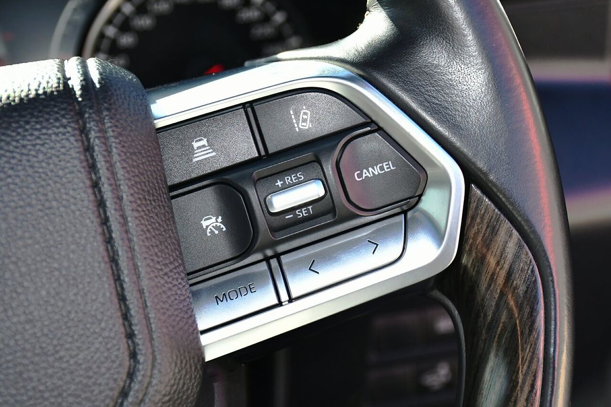 2022 Toyota Landcruiser VX FJA300R