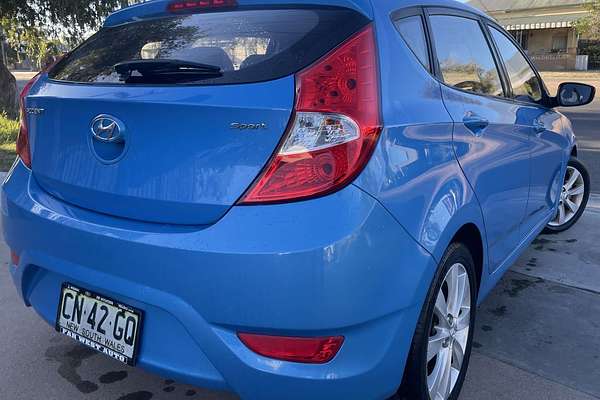 2017 Hyundai Accent Sport RB6