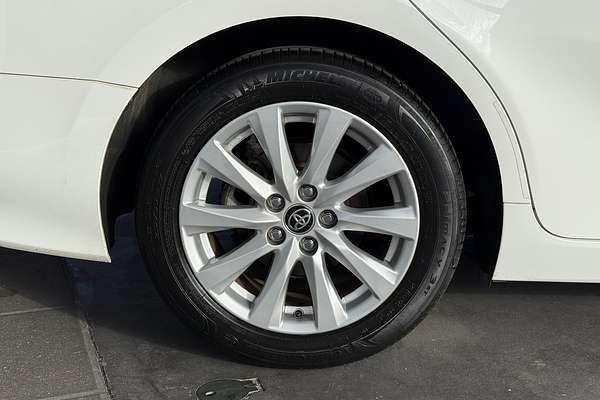 2020 Toyota Camry Ascent AXVH71R