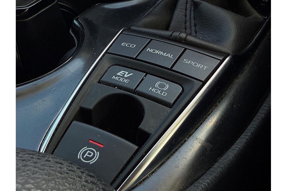 2020 Toyota Camry Ascent AXVH71R
