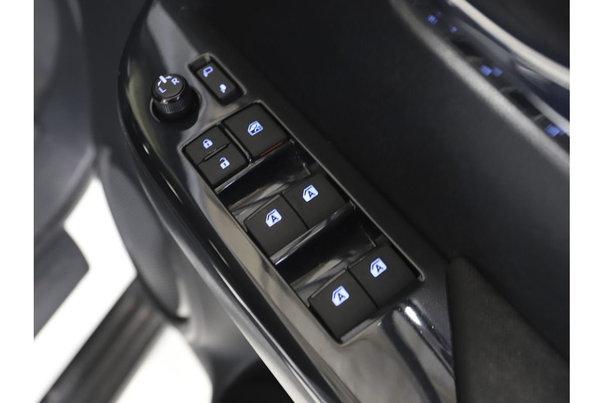 2023 Toyota Hilux SR5 GUN126R 4X4