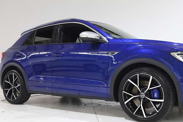2023 Volkswagen T-Roc R D11