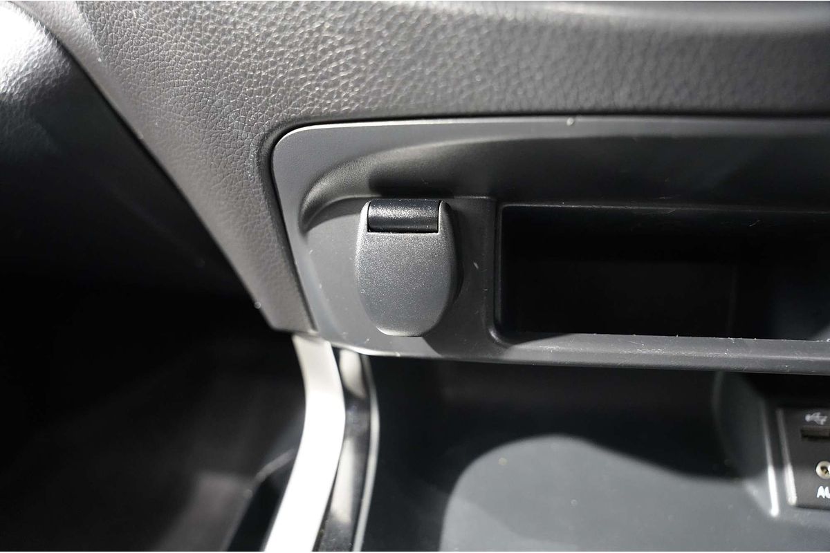 2018 Nissan Navara ST D23 Series 3 Rear Wheel Drive