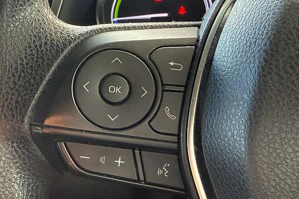 2020 Toyota Camry Ascent AXVH71R