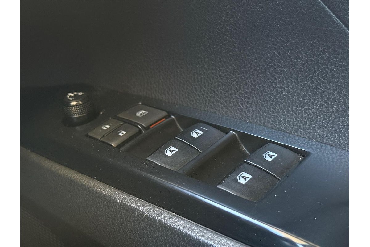 2020 Toyota Camry Ascent AXVH71R