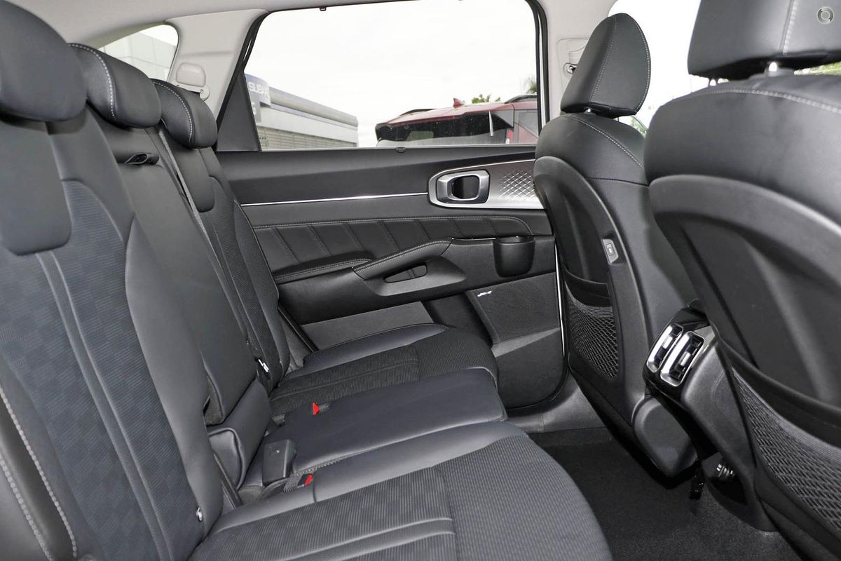 2025 Kia Sorento Sport+ MQ4 PE