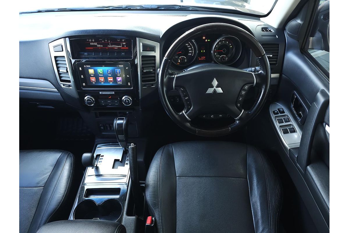 2015 Mitsubishi Pajero Exceed NX