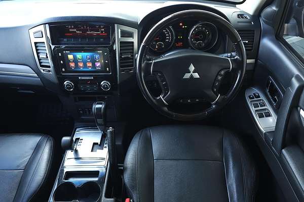 2015 Mitsubishi Pajero Exceed NX