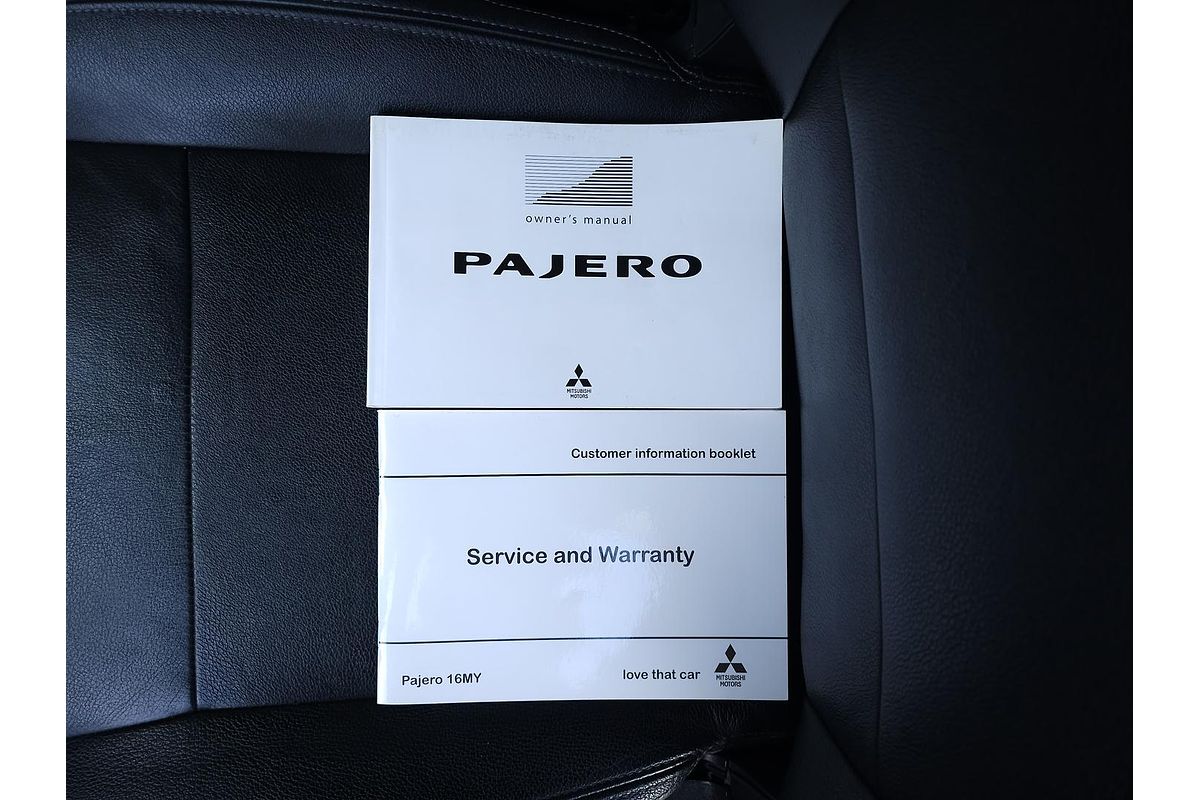 2015 Mitsubishi Pajero Exceed NX