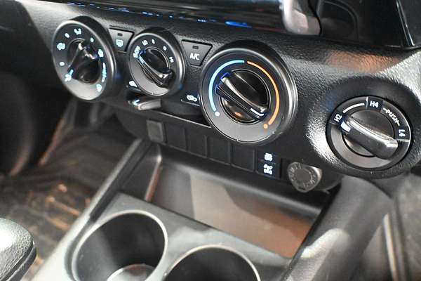 2023 Toyota Hilux SR GUN126R 4X4